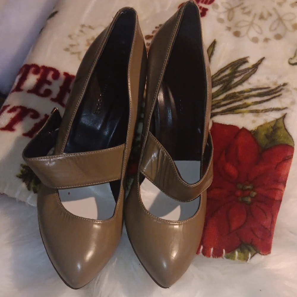 Chic Brown Women's Heels
